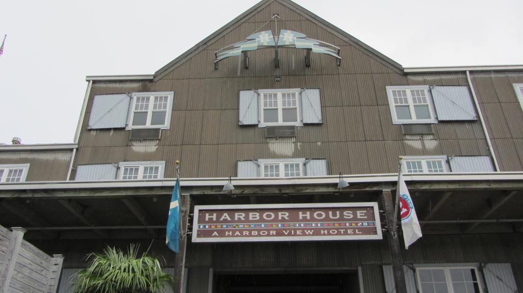 Harbor House Hotel And Marina Galveston Exterior foto